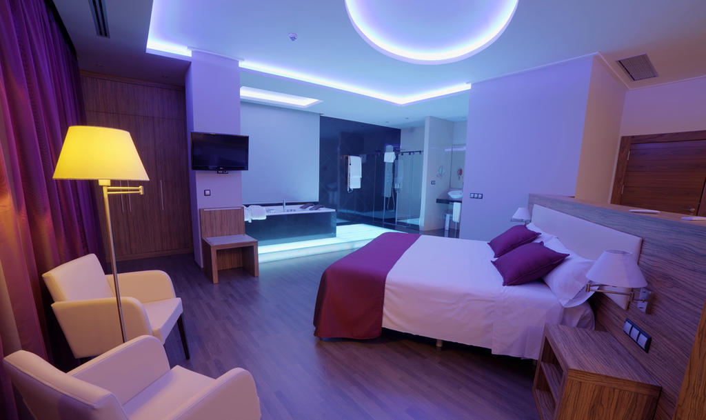 Dna Monse Hotel Spa & Golf Торевиеха Екстериор снимка